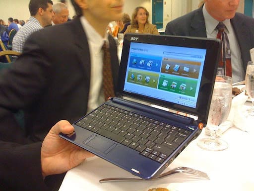 10 Reasons Why Demand for Mini Laptops is Growing